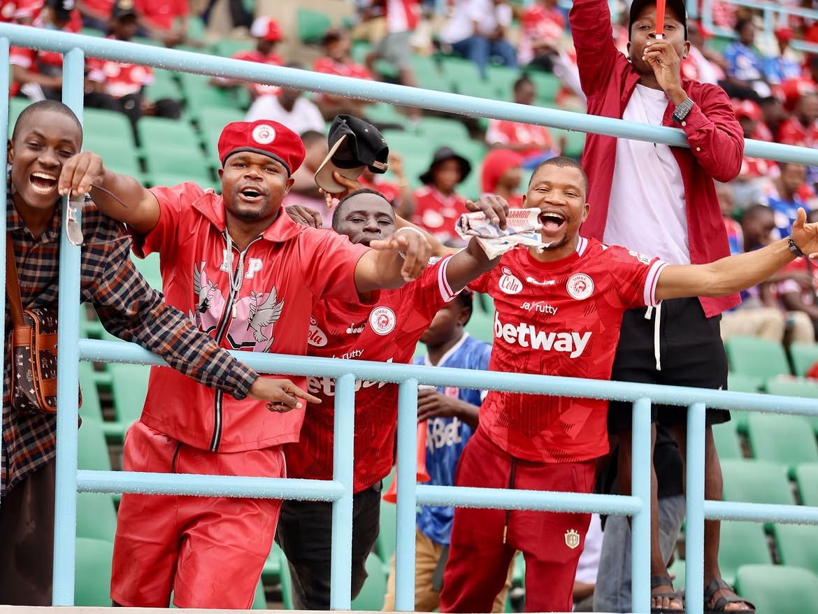 Simba Day yaanza kwa kishindo, Mashabiki waitika Uwanja wa Uhuru