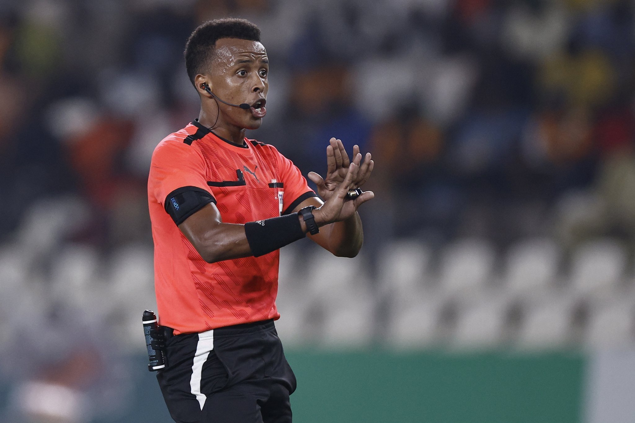 Omar Artan Kuchezesha mechi ya Uefa super cup kati ya PSG na Aston Villa.