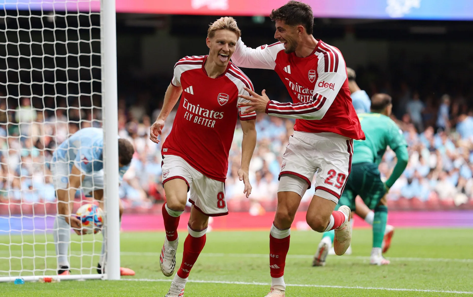 Arsenal Send Strong Statement with 3-0 Community Shield Win Over Manchester City