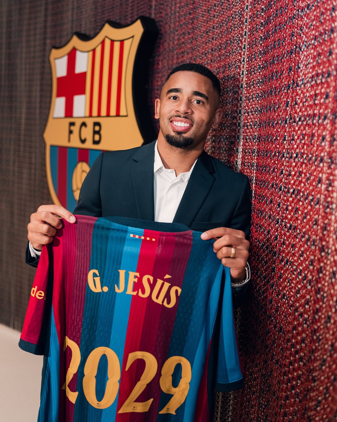 Barcelona Sign Gabriel Jesus from Arsenal on Three-Year Deal