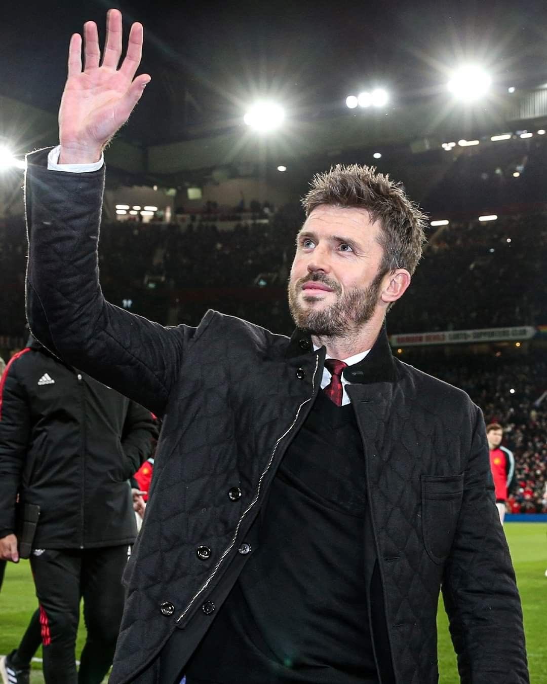 Carrick kupewa mechi mbili kuokoa kibarua chake Manchester United.