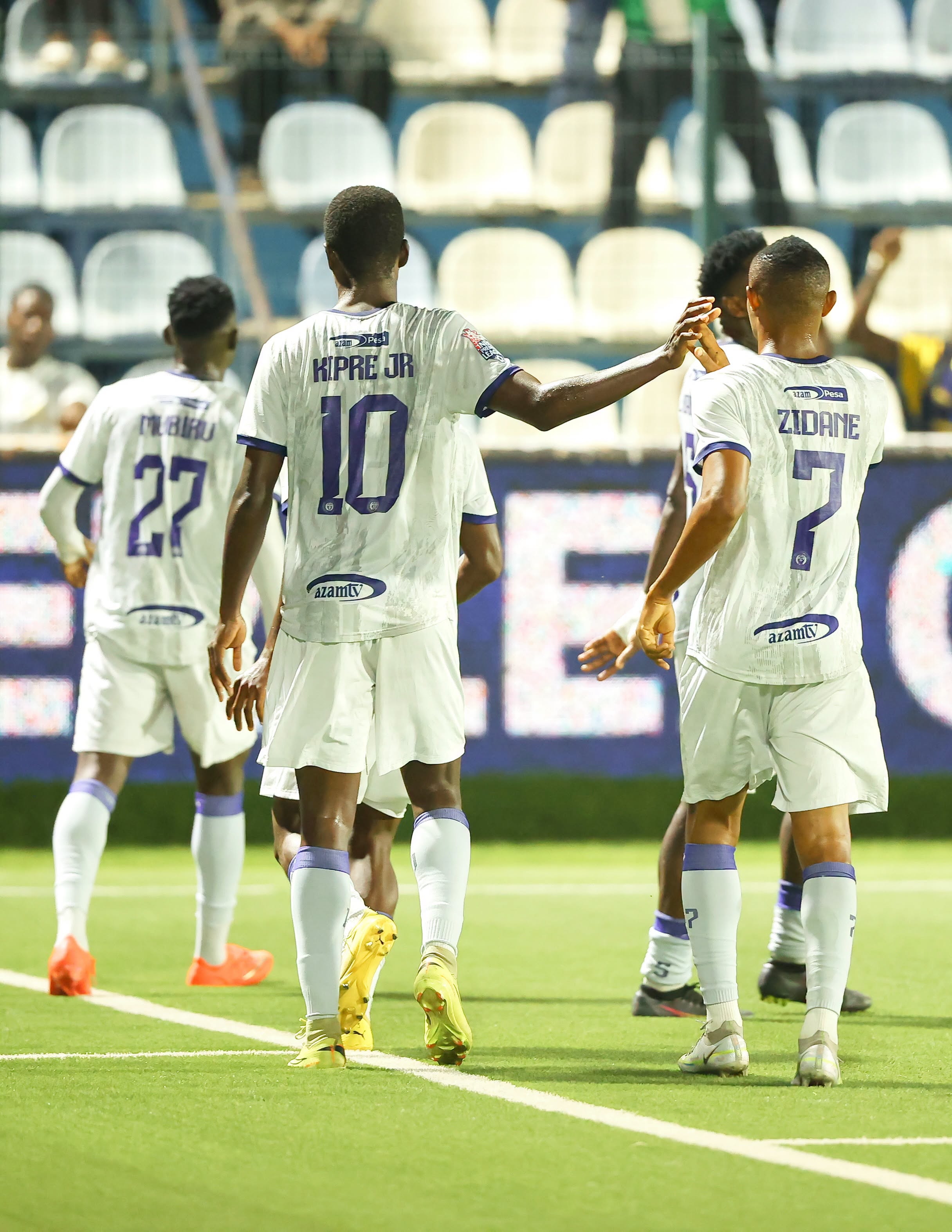 Azam Fc inagawa dozi tu Chamazi, yaichapa Mbeya City 4-0
