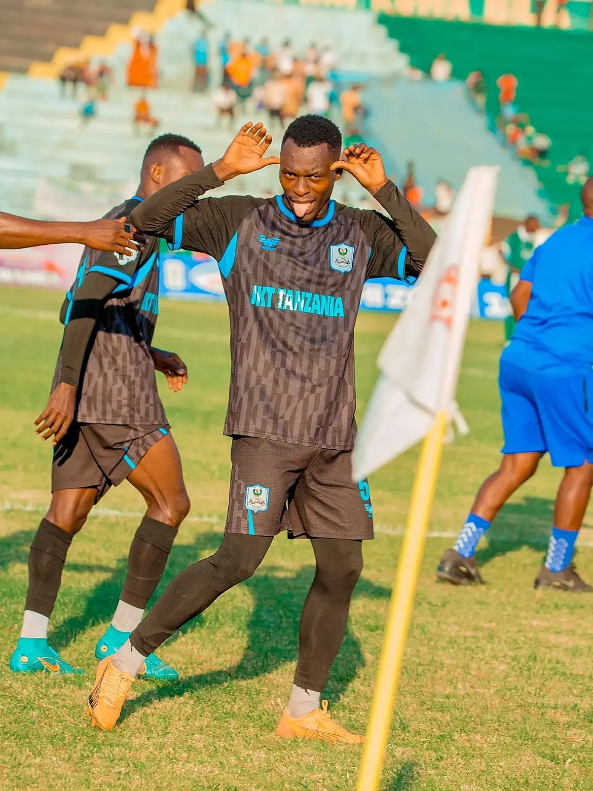 Ligi kuu bara kuendelea leo, Mkwakwani na Isamuhyo kuwaka moto
